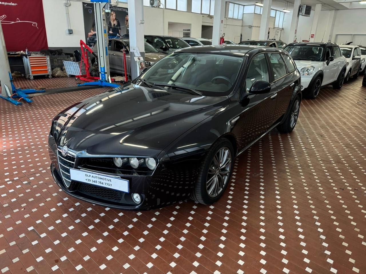 Alfa Romeo 159 1.9 JTDm Sportwagon Distinctive