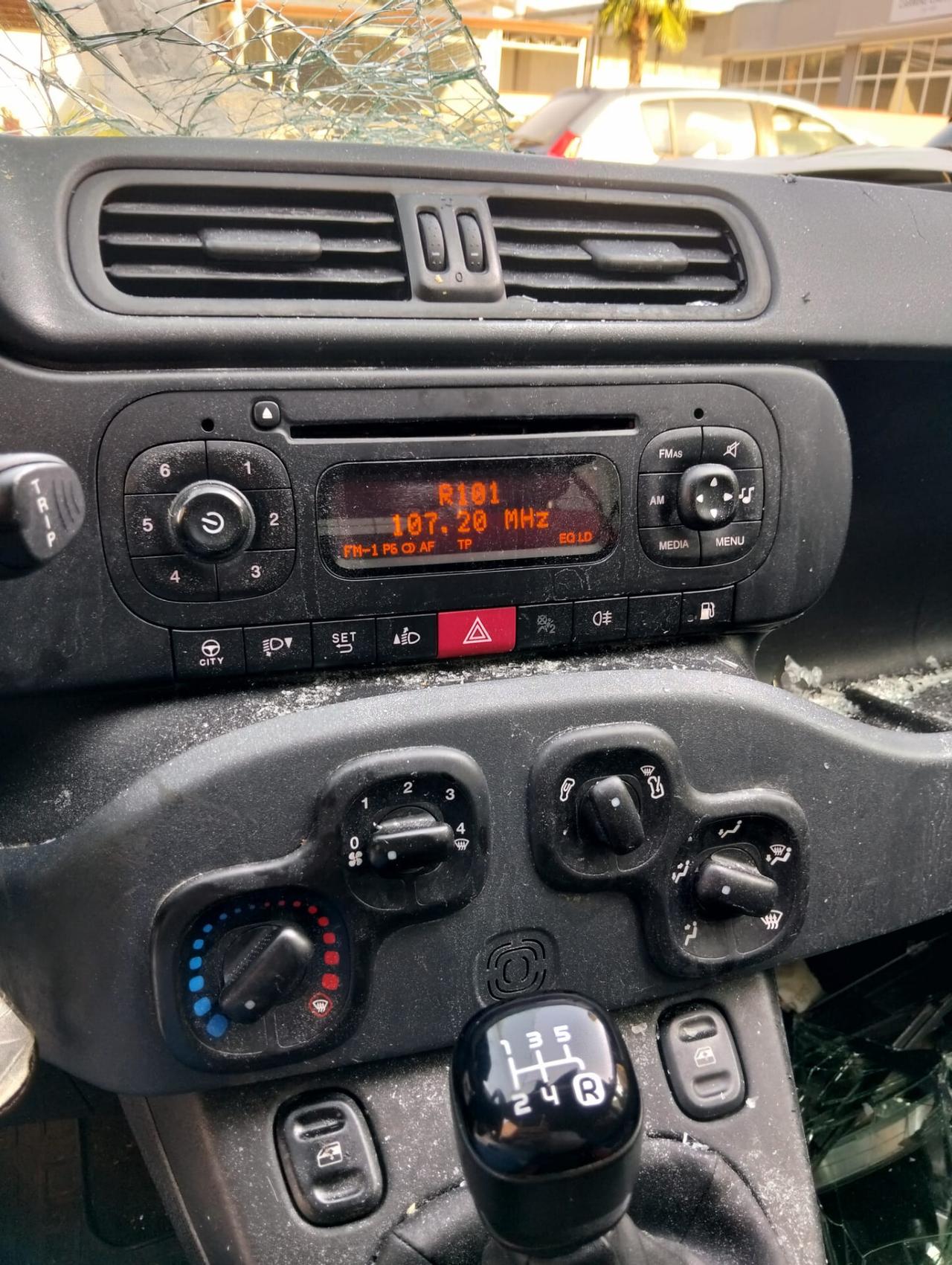 Fiat Panda 1.2 GPL Pop Van 2017 SINISTRATA