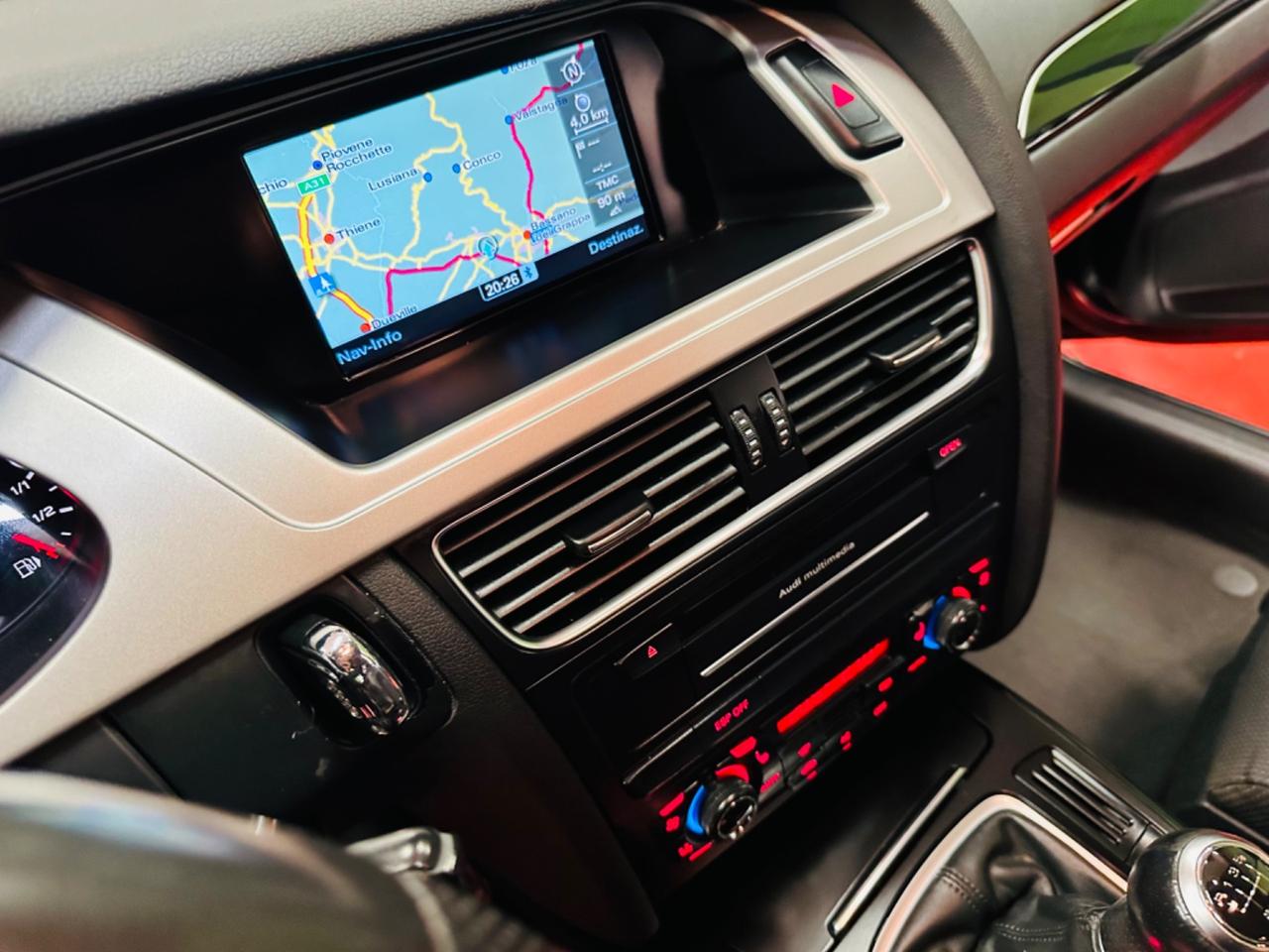 Audi A4 Avant 2.0 TDI 143CV 6Marce S-Line