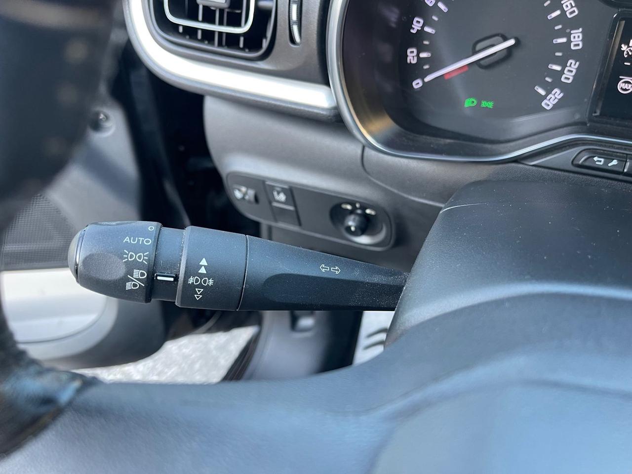 Citroen C3 1.2 PureTech 110 Shine #10978
