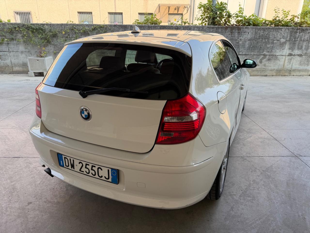 Bmw 116 116i cat 5 porte Eletta