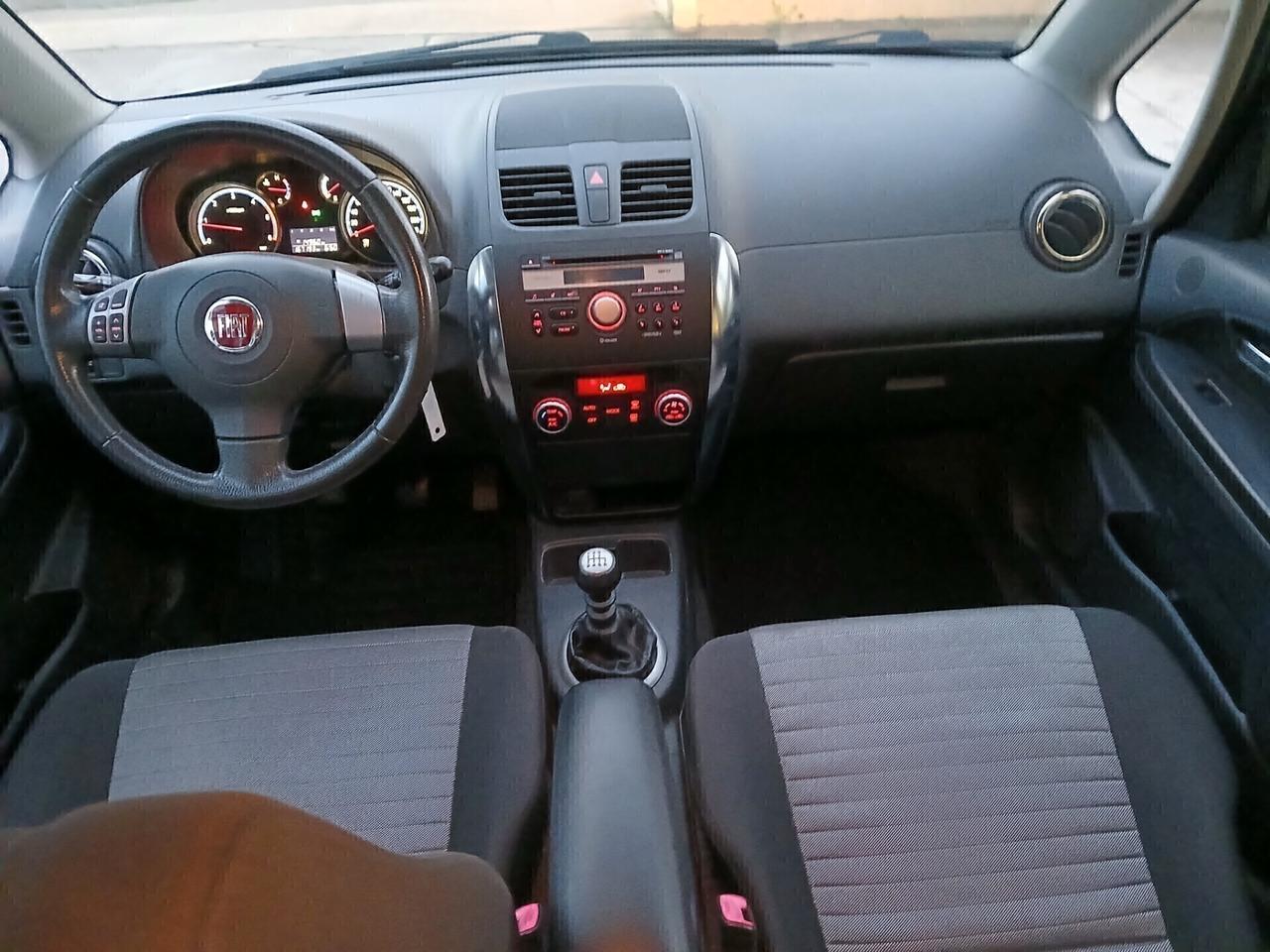 FIAT Sedici Emotion 2.000 MultiJet 136cv 4WD