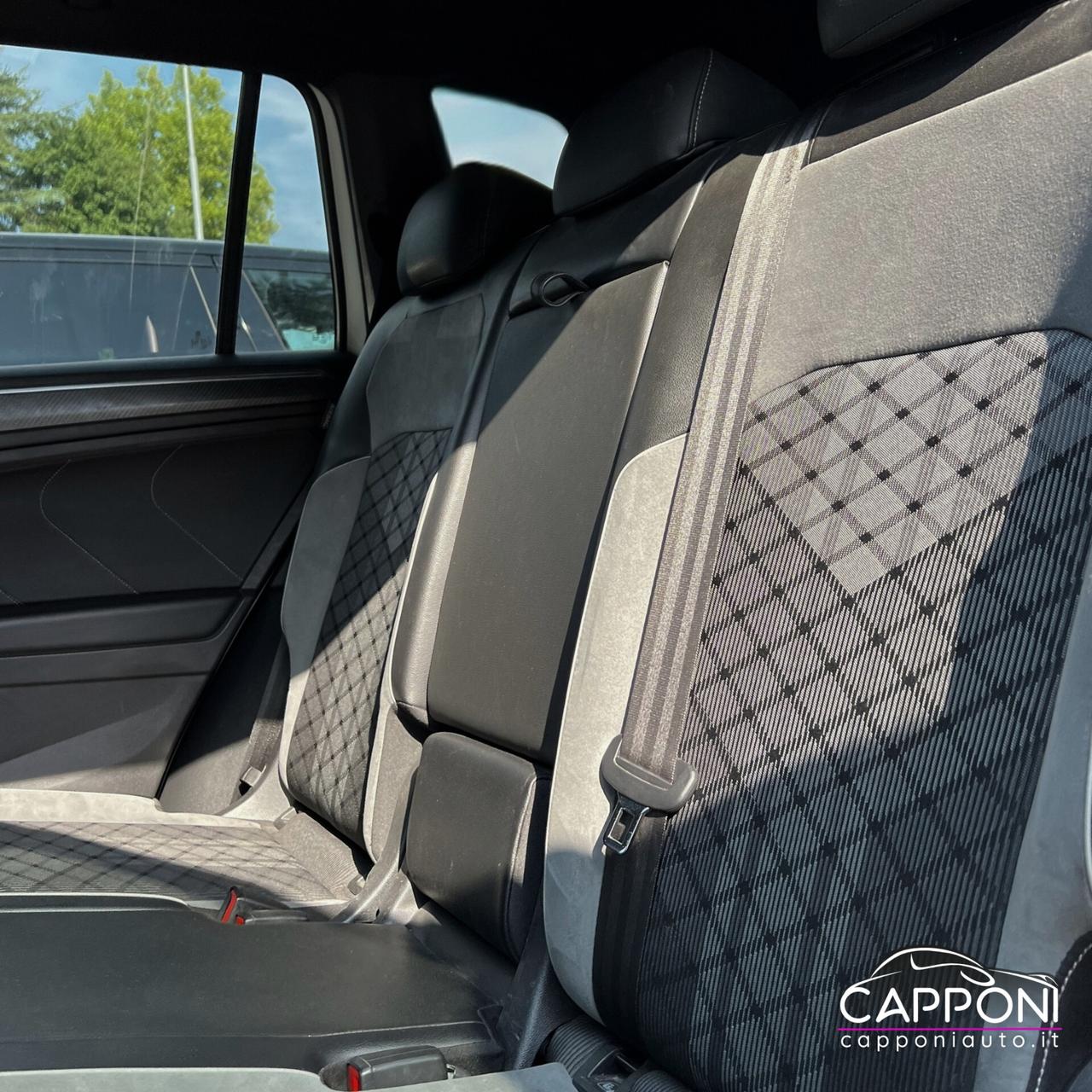 Volkswagen Tiguan Allspace 2.0 TDI 4MOTION R-Line TETTO