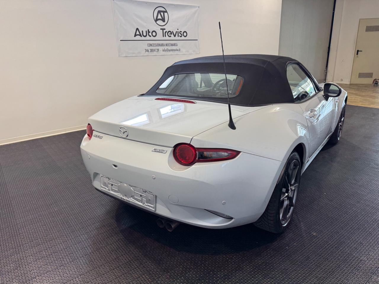 Mazda MX-5 2.0L Skyactiv-G Sport