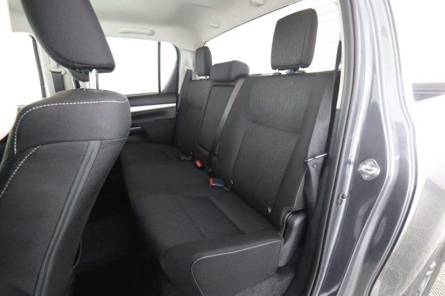TOYOTA Hilux Hilux 2.4 D-4D A/T 4WD 4 porte Double Cab Lounge