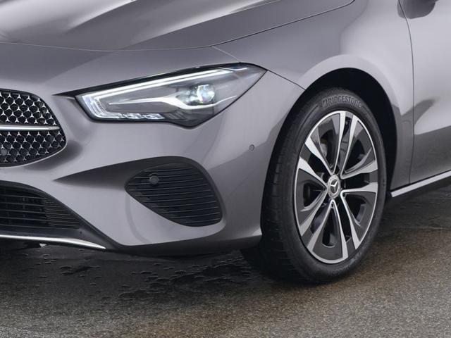 MERCEDES-BENZ CLA 180 Automatic Shooting Brake Progressive Line