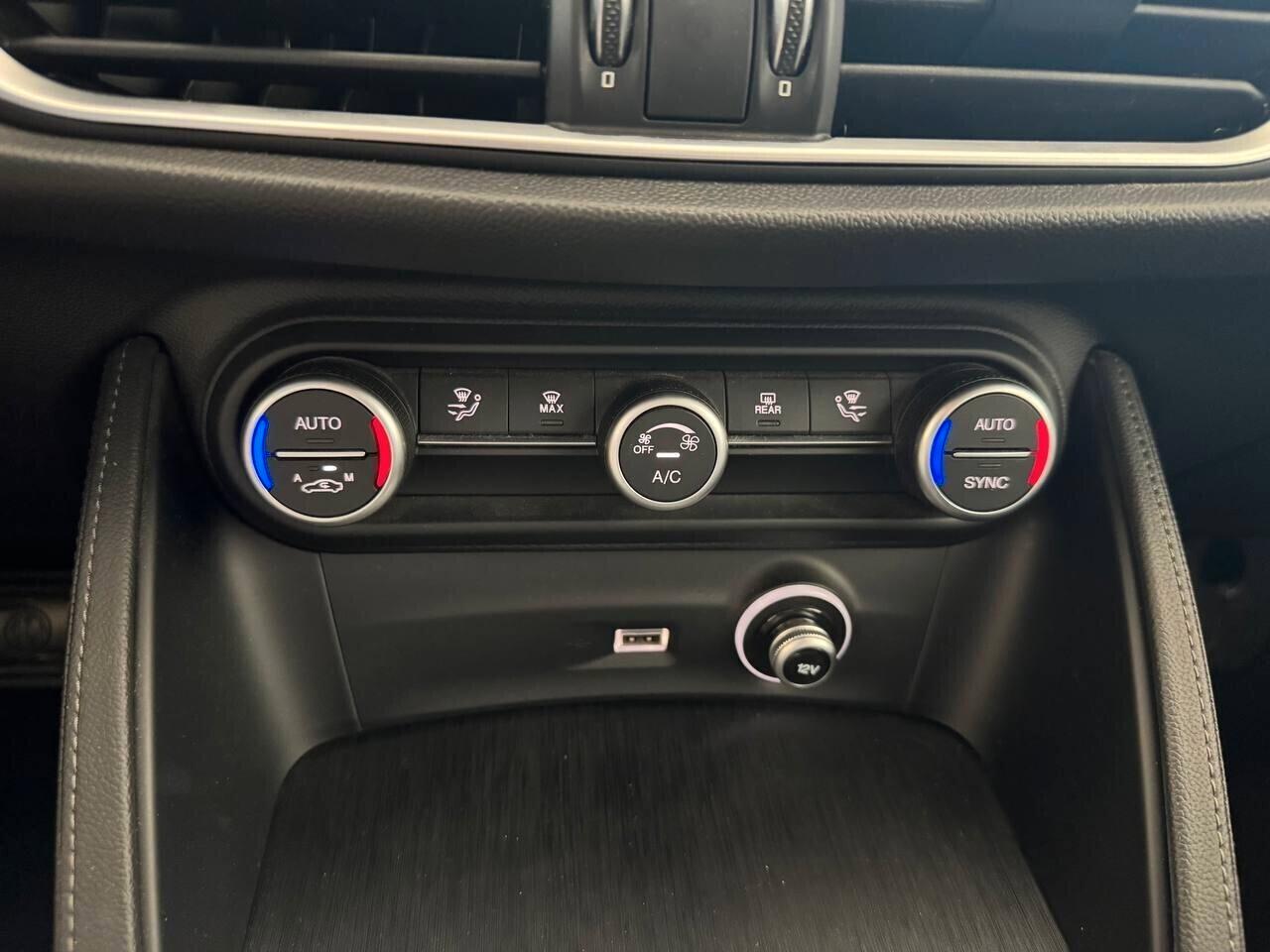 Alfa Romeo Stelvio 2.2 Turbodiesel 190 CV AT8 Q4 Business