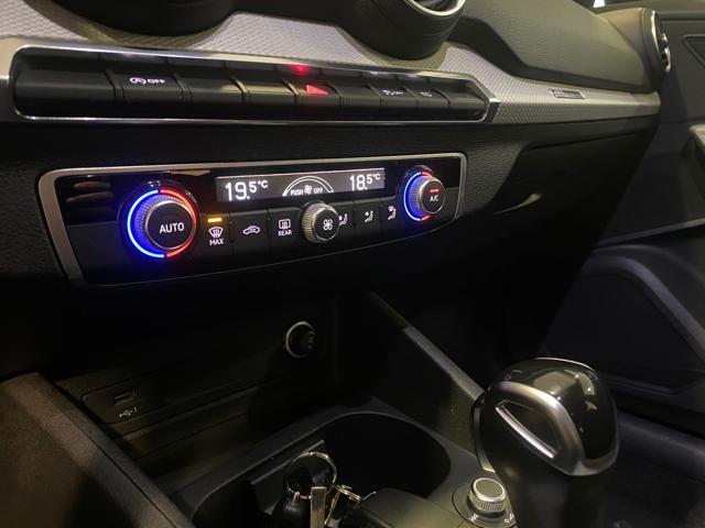 AUDI Q2 30 TDI S tronic Business