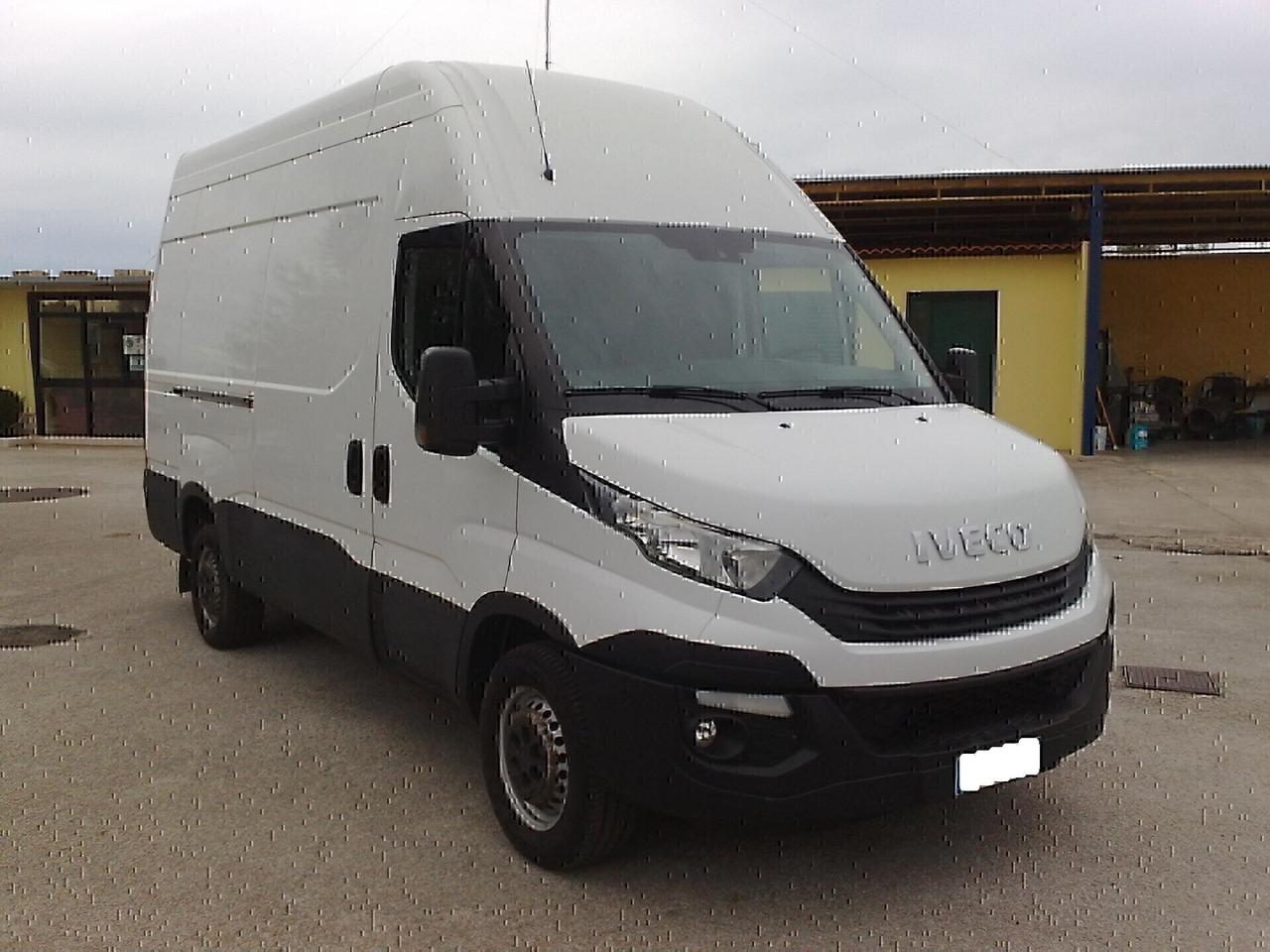 Iveco Daily 35s14 Furgone di serie - 2017