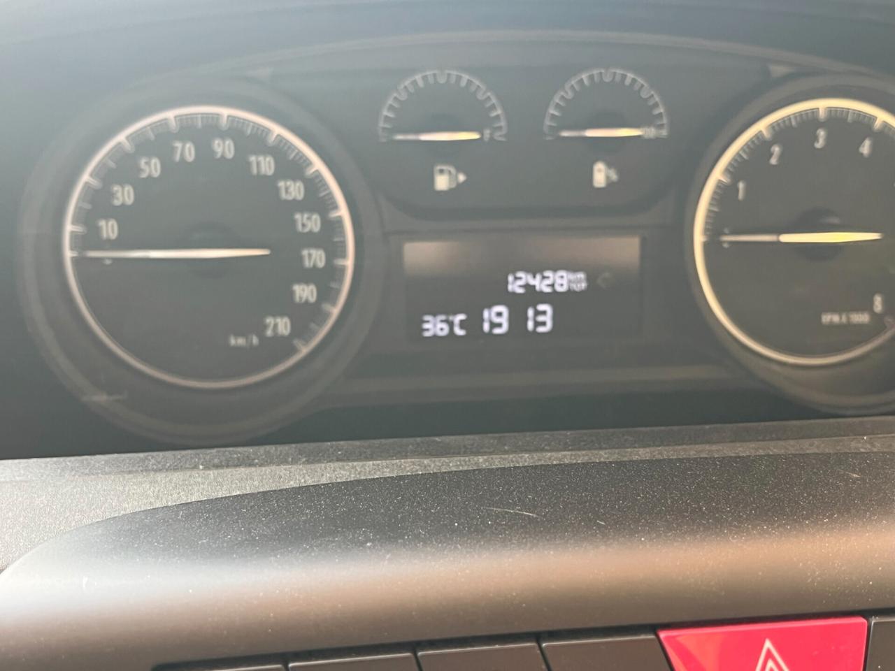 Lancia Ypsilon 1.0 IBRIDA/BENZINA 12348 KM CERTIFICATI UNICO POROPRIETARIO