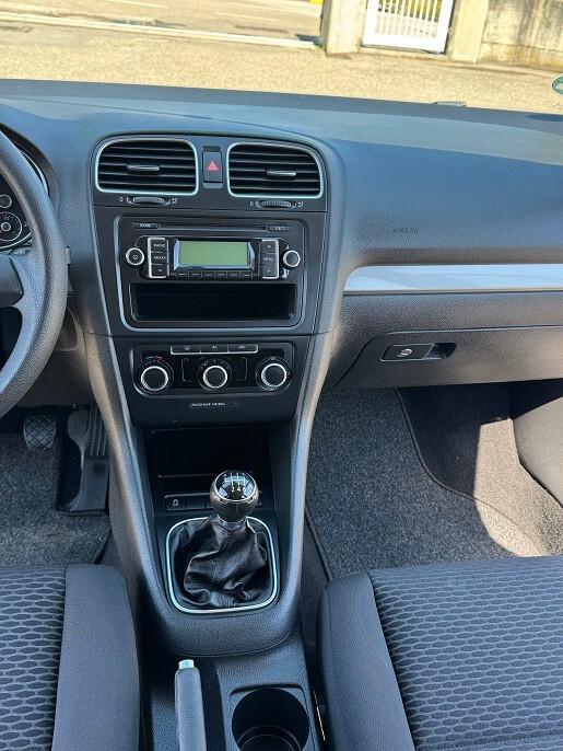 Volkswagen Golf 6 2012 5p 1.2 TSI Comfortline 77KW
