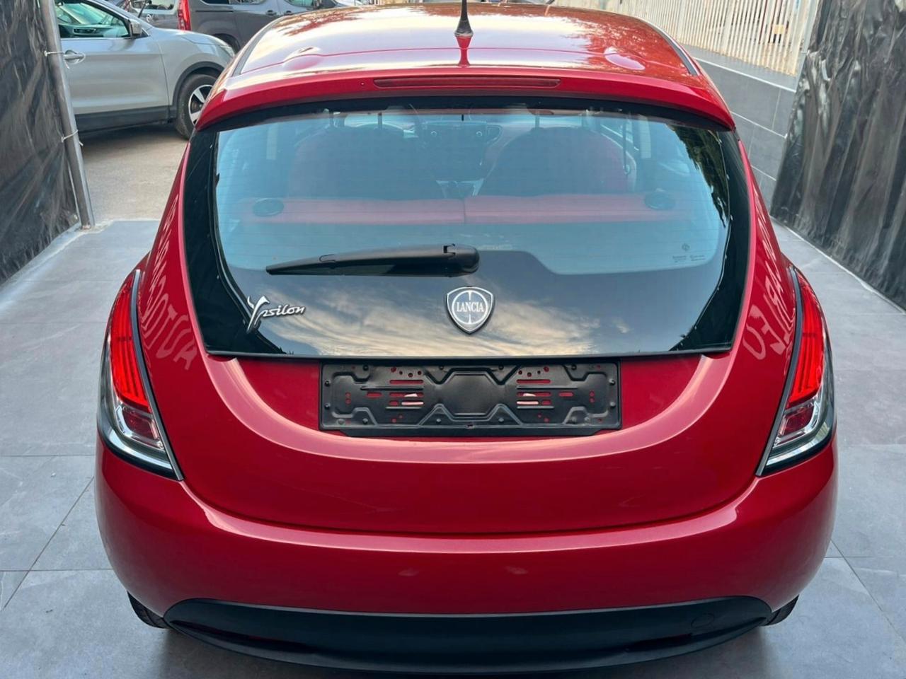 Lancia Ypsilon 1.2 BENZINA E GPL