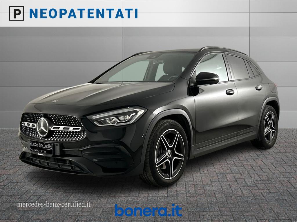 Mercedes GLA 180 180 D Premium 8G-DCT