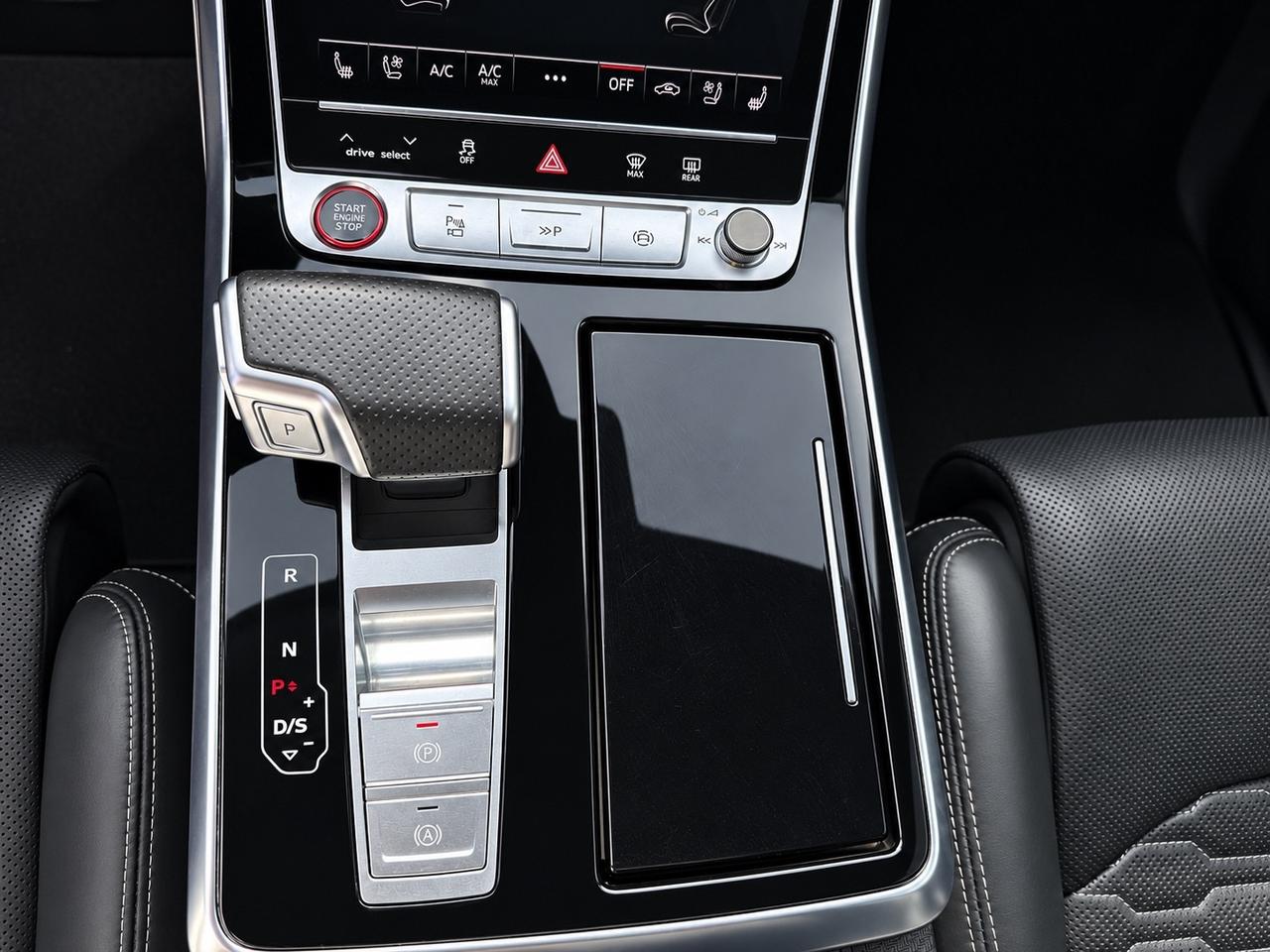 Audi RSQ8 TFSI V8 quattro tiptronic