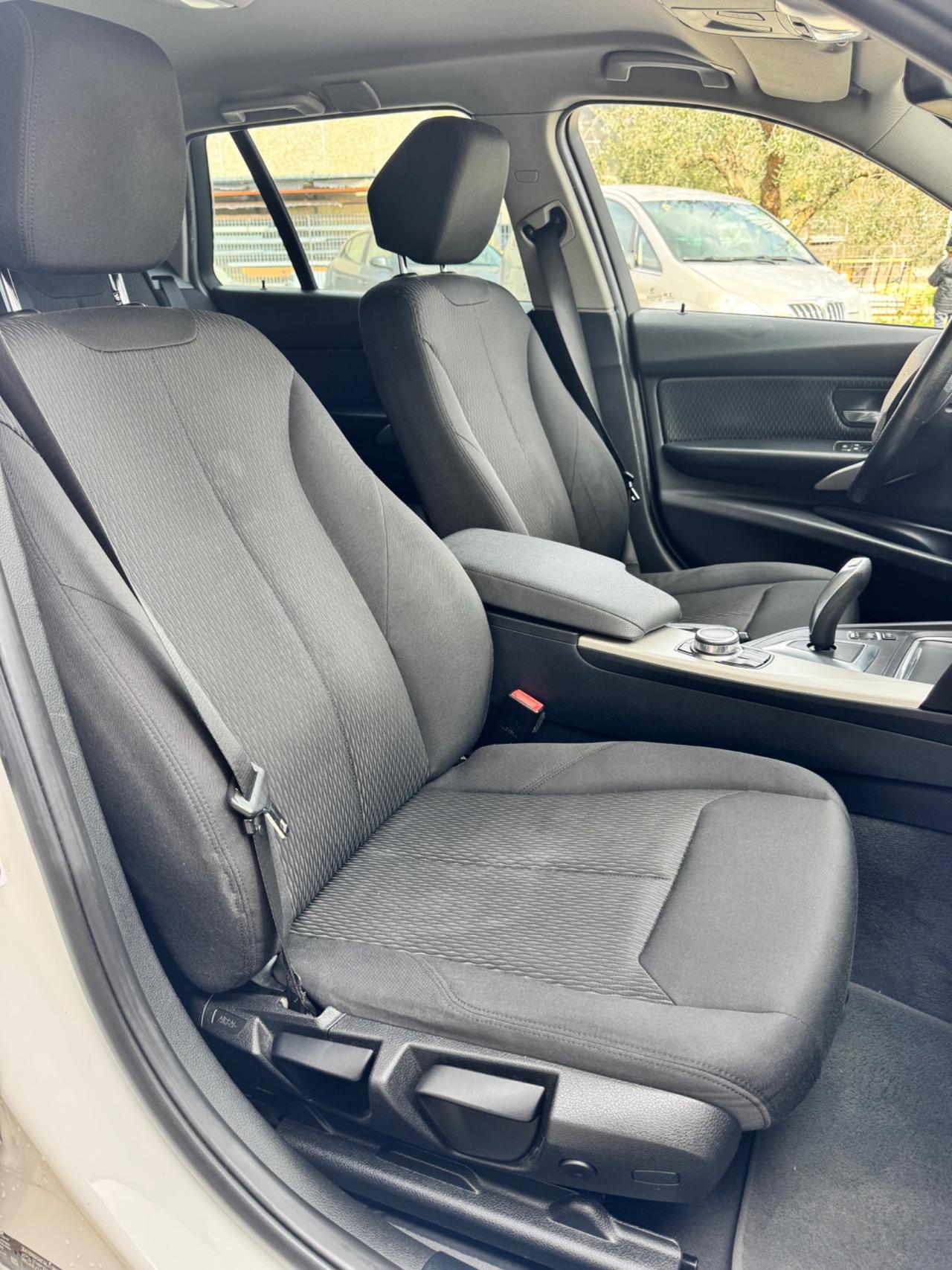 Bmw 320 320d xDrive Touring Business Advantage