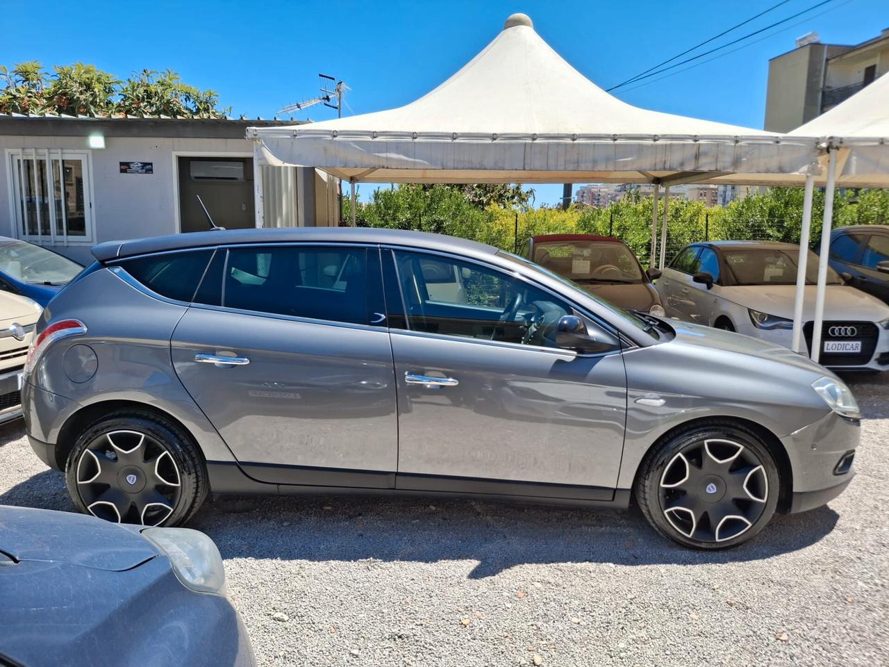 Lancia Delta 1.6 MJT DPF Selectronic Platinum