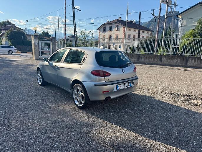 Alfa Romeo 147 1.9 JTD M-JET 16V 5 porte Prog.