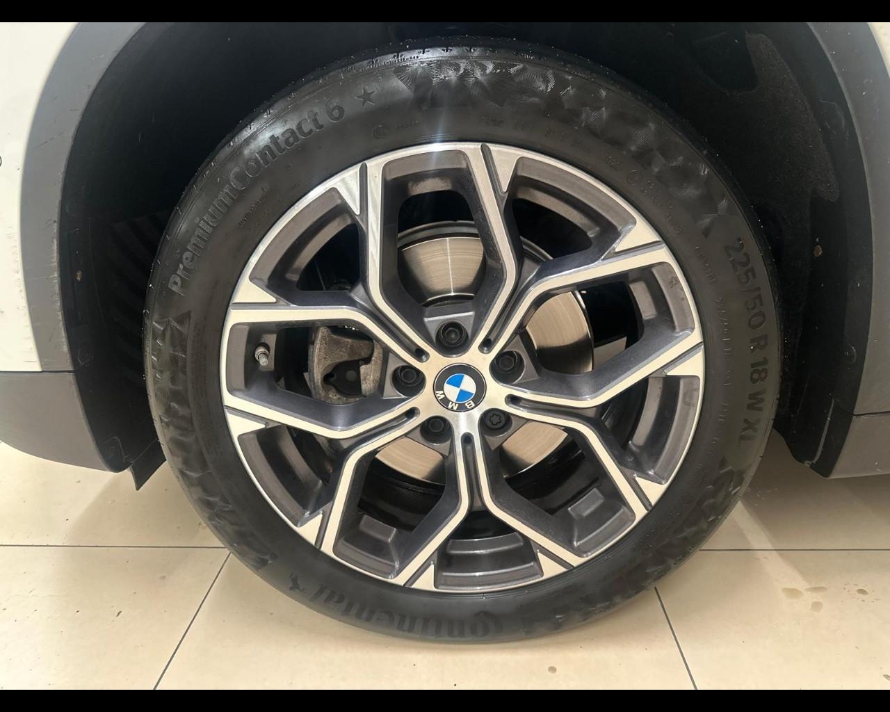 BMW X1 (F48) - X1 xDrive18d xLine