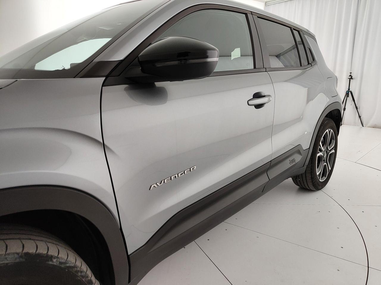 Jeep Avenger 1.2 Turbo 100 CV Summit