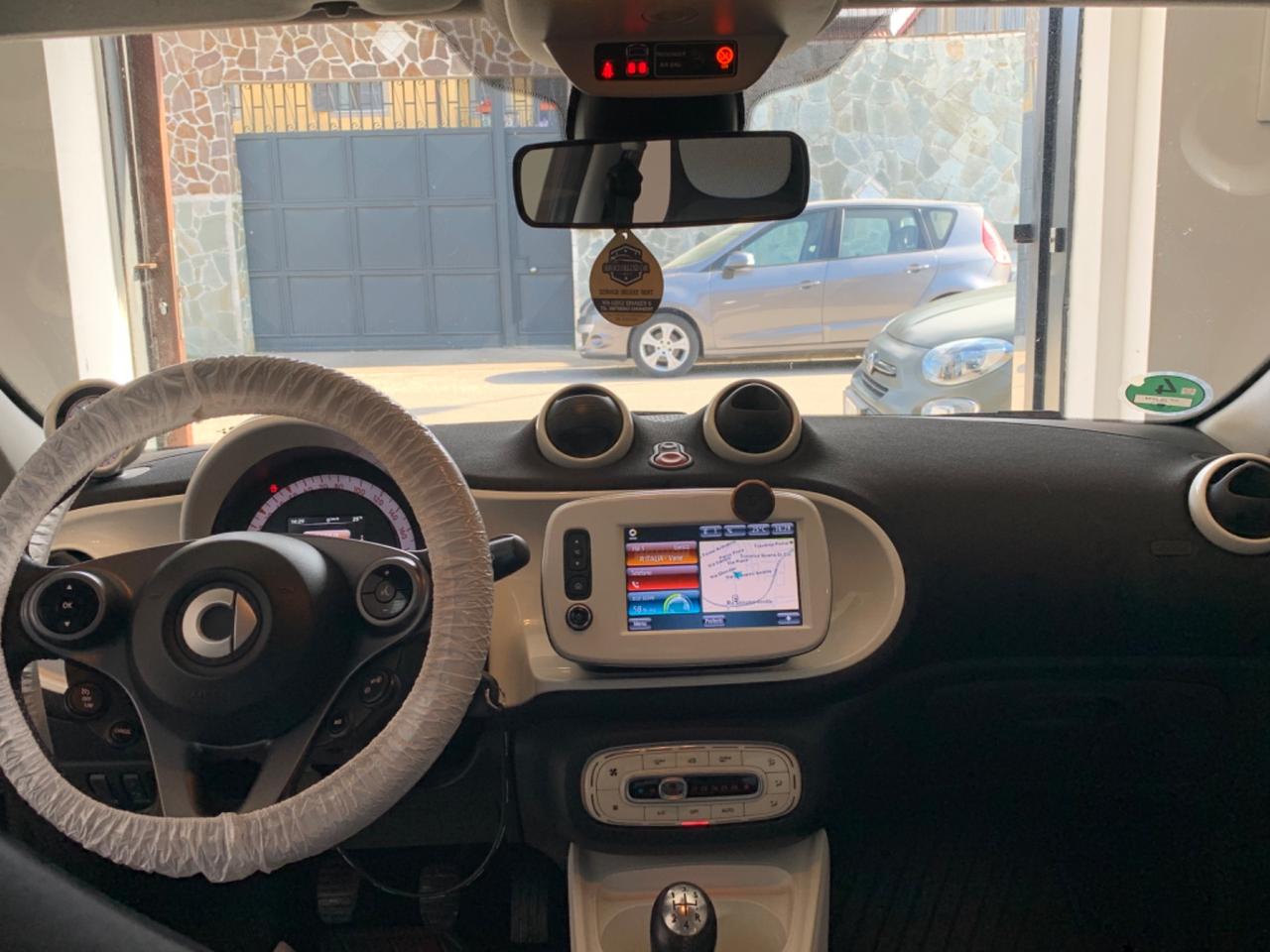 Smart ForFour 70 1.0 Passion