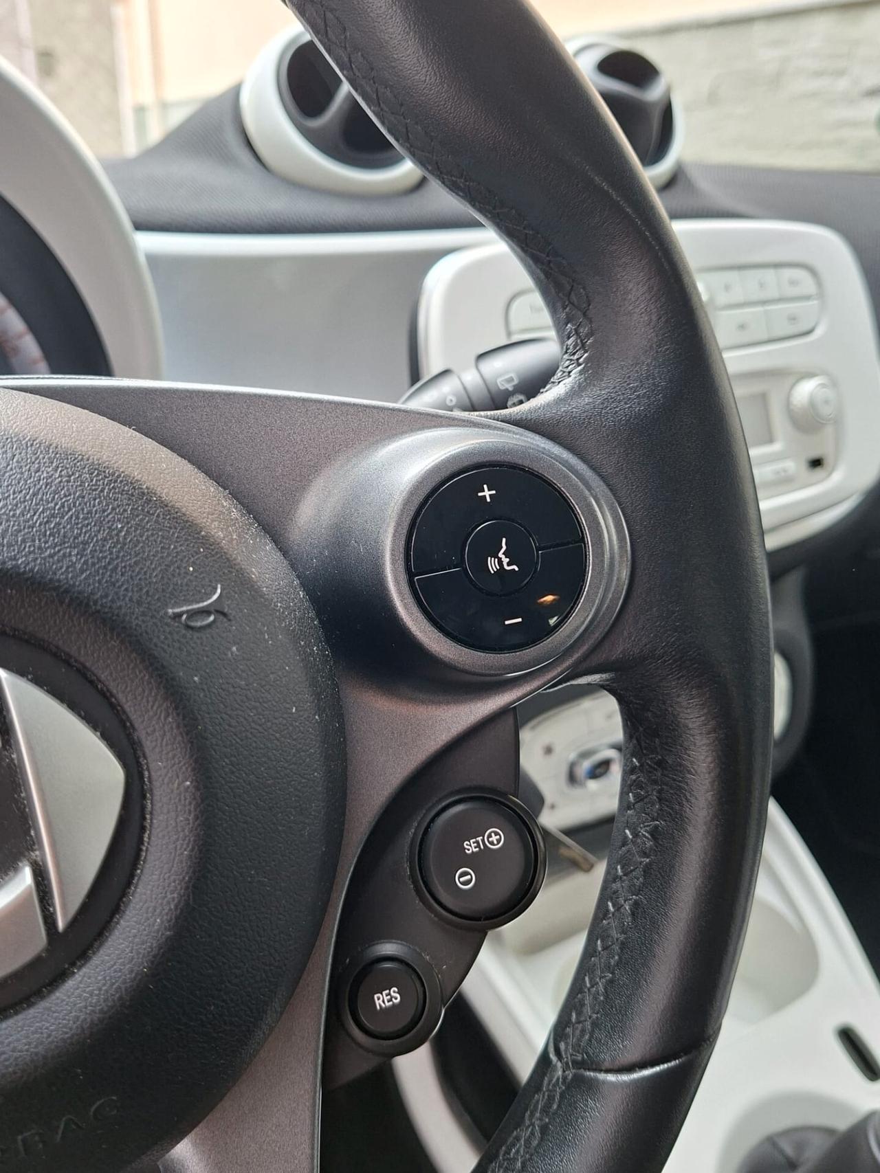 Smart ForFour 70 1.0 Passion