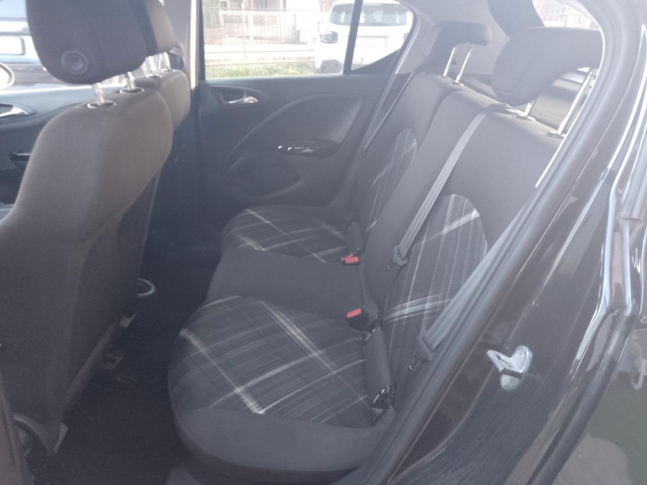 Opel Corsa 1.4 90CV GPL Tech