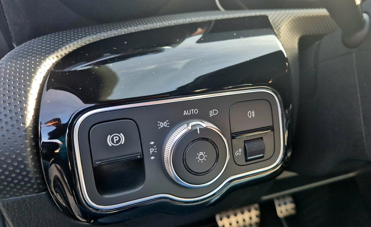 Mercedes-benz A 180 d Premium AMG cambio automatico