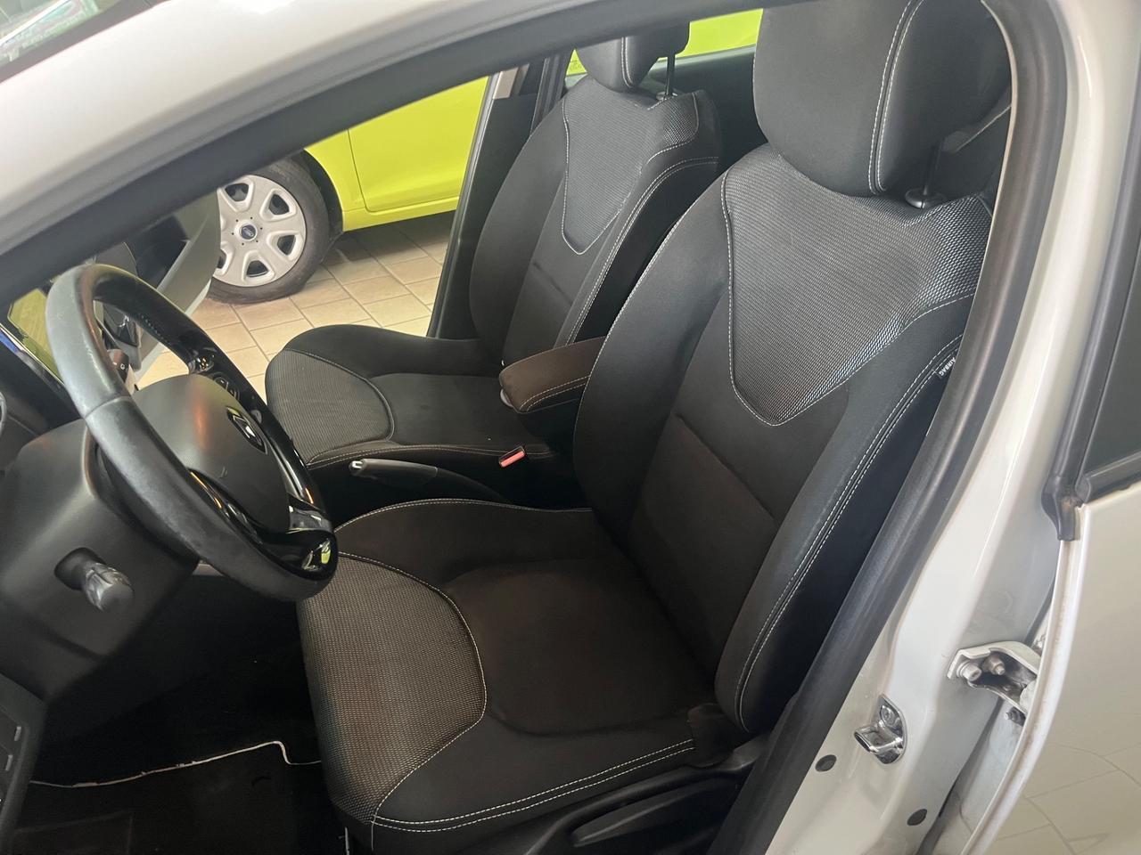 Renault Clio 1.5 dCi 8V 75CV 5 porte 2013