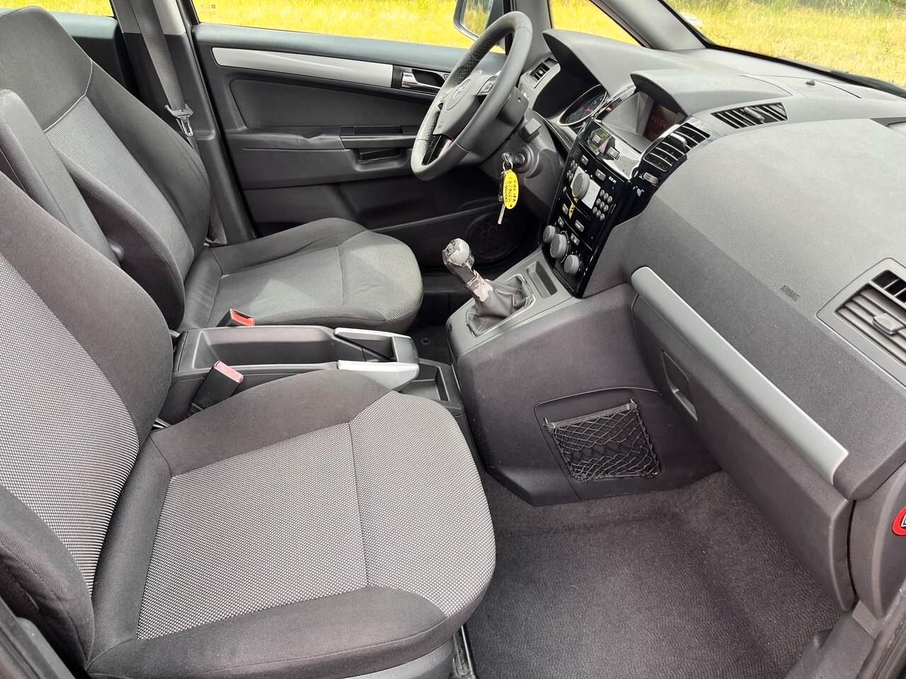 Opel Zafira 1.8 16V GPL **7 posti**