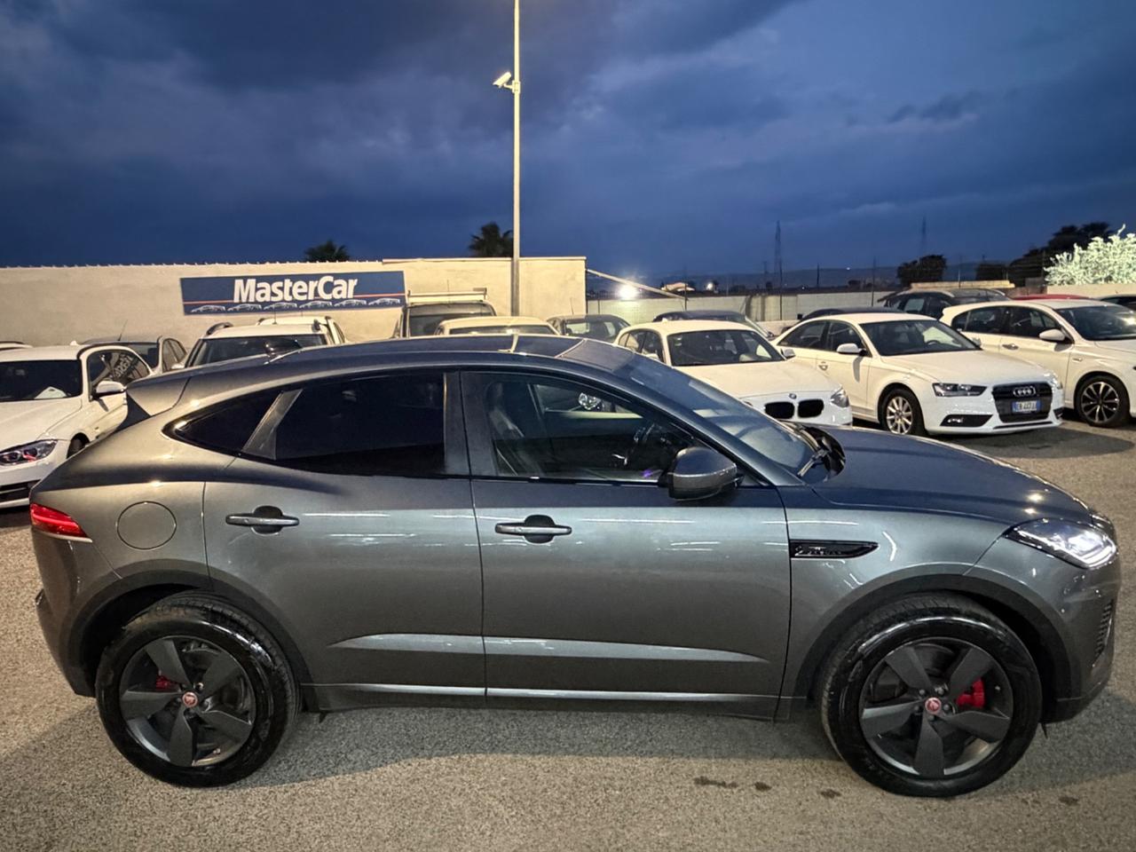 Jaguar E-Pace 2.0D 150 CV AWD aut. R-Dynamic HSE