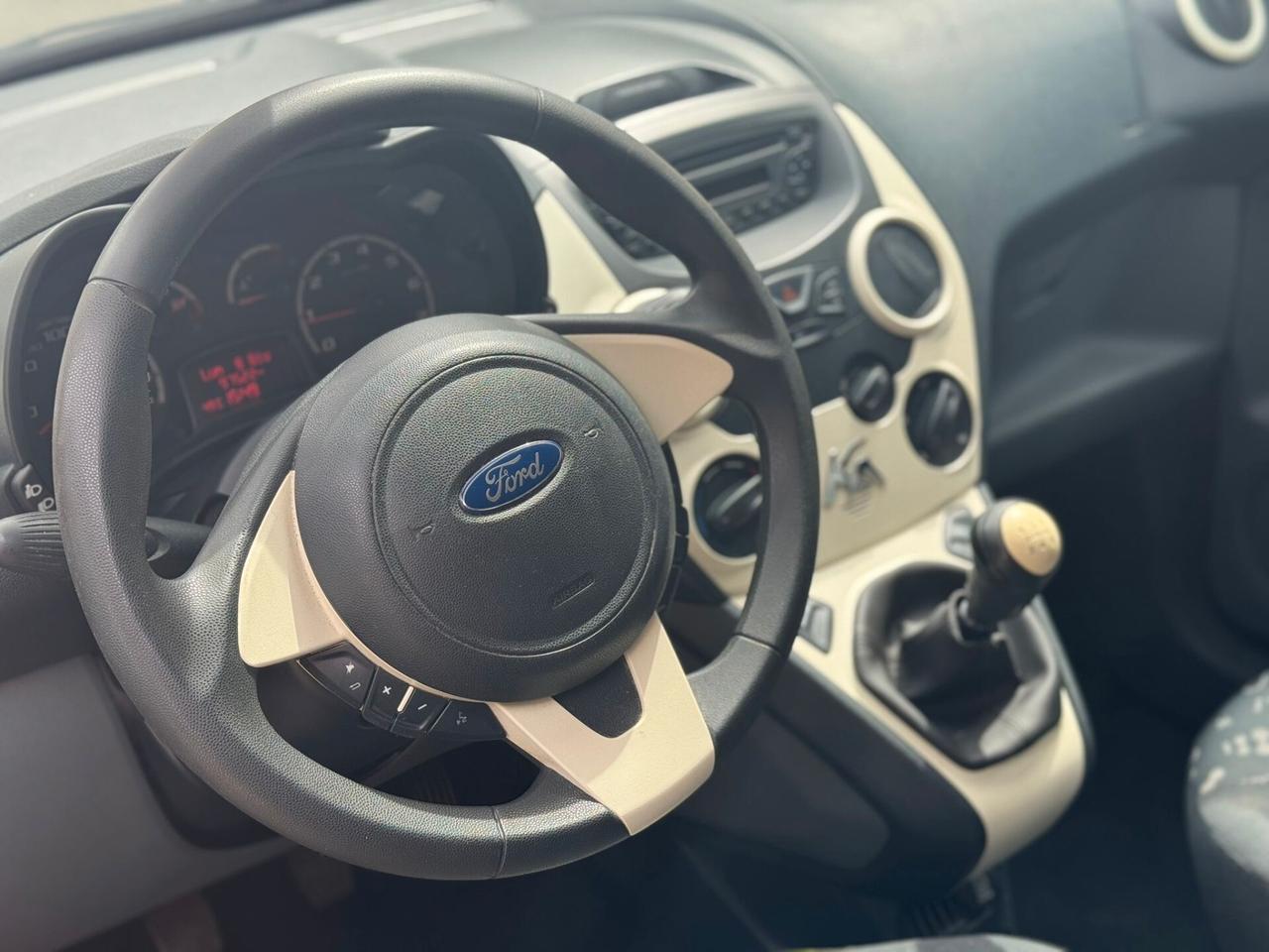 Ford Ka Ka+ 1.2 8V 69CV Titanium