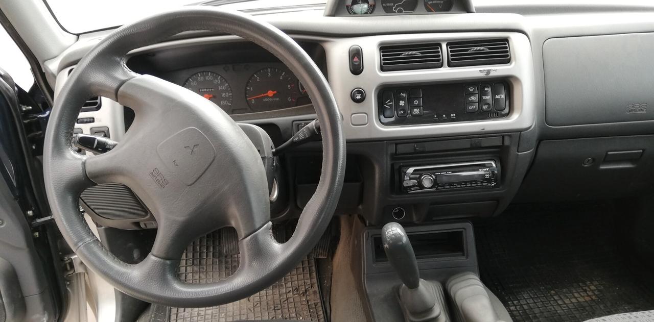 Mitsubishi L200 2.5 TD 4WD Double Cab AUT+GANCIO