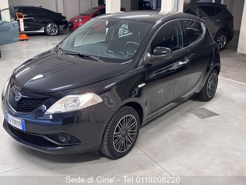 Lancia Ypsilon 1.2 69 CV 5 porte Elefantino Blu