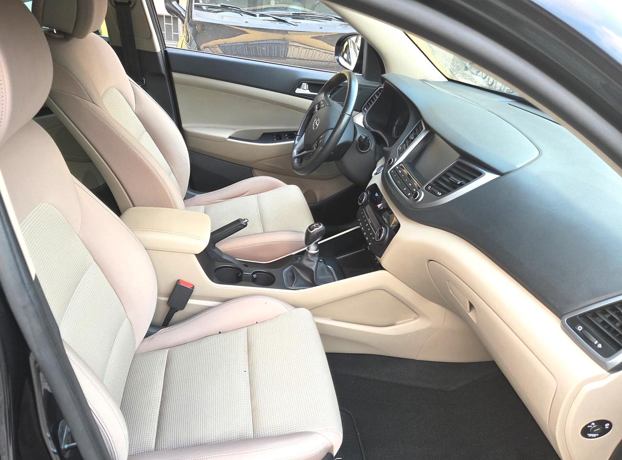 Hyundai Tucson 1.7 CRDi XPossible FULL GARANZIA