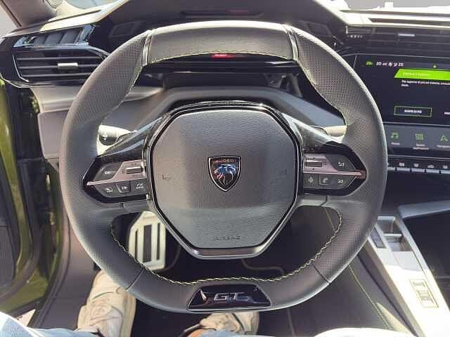 Peugeot 408 Hybrid 145 e-DCS6 GT EXCLUSIVE