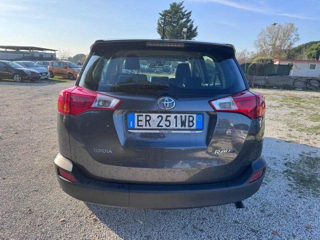 TOYOTA RAV 4 MY23 RAV4 2.2 D-4D 4WD Style