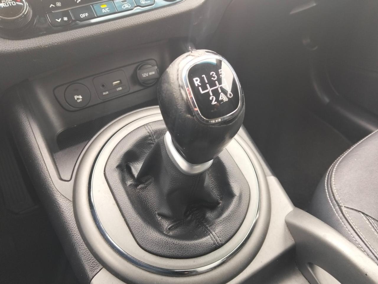 Kia Sportage 1.7 crdi High Tech stop&go 2wd