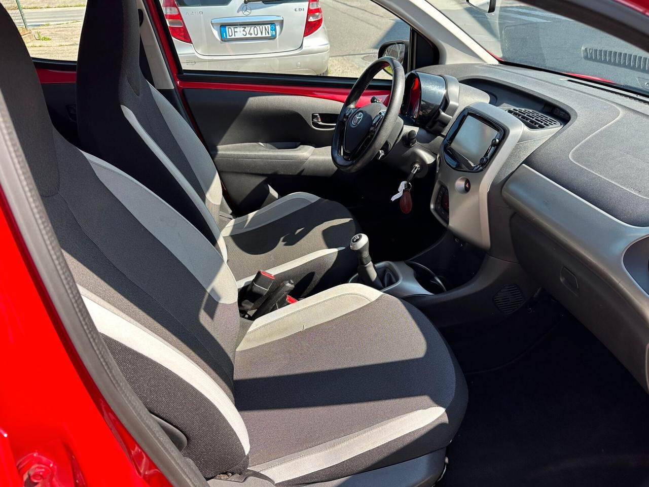 Toyota Aygo 1.0 VVT-i 69 CV 5 porte x-clusiv