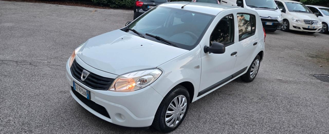 Dacia Sandero 1.4 8V GPL Lauréate