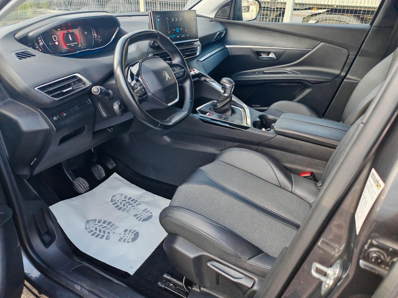 Peugeot 3008 15HDi Allure Pack pelle navig cam2022