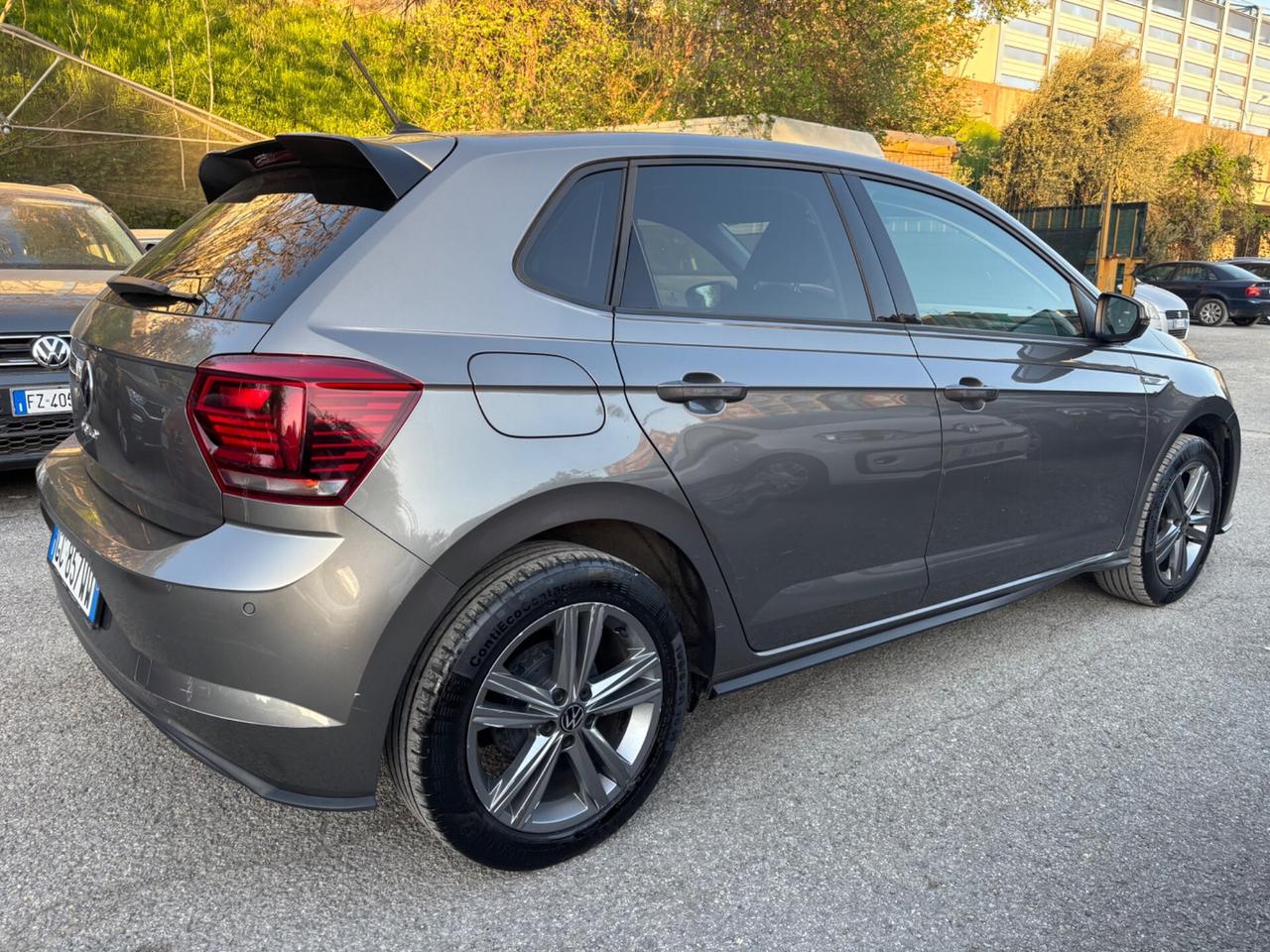 Volkswagen Polo 1.0 5p. R-Line OK NEOPATENTATI