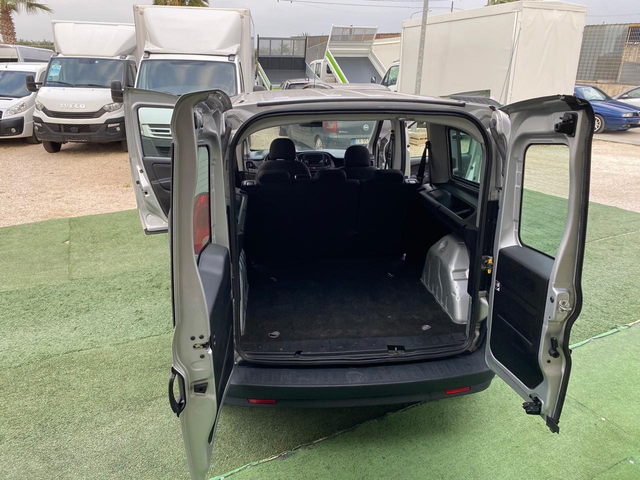 Fiat Doblo 1.6 Diesel Maxi Porte Posteriore Vettura