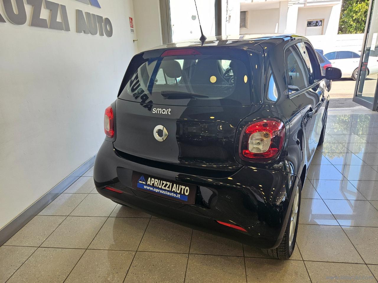 SMART forfour 70 1.0 Youngster