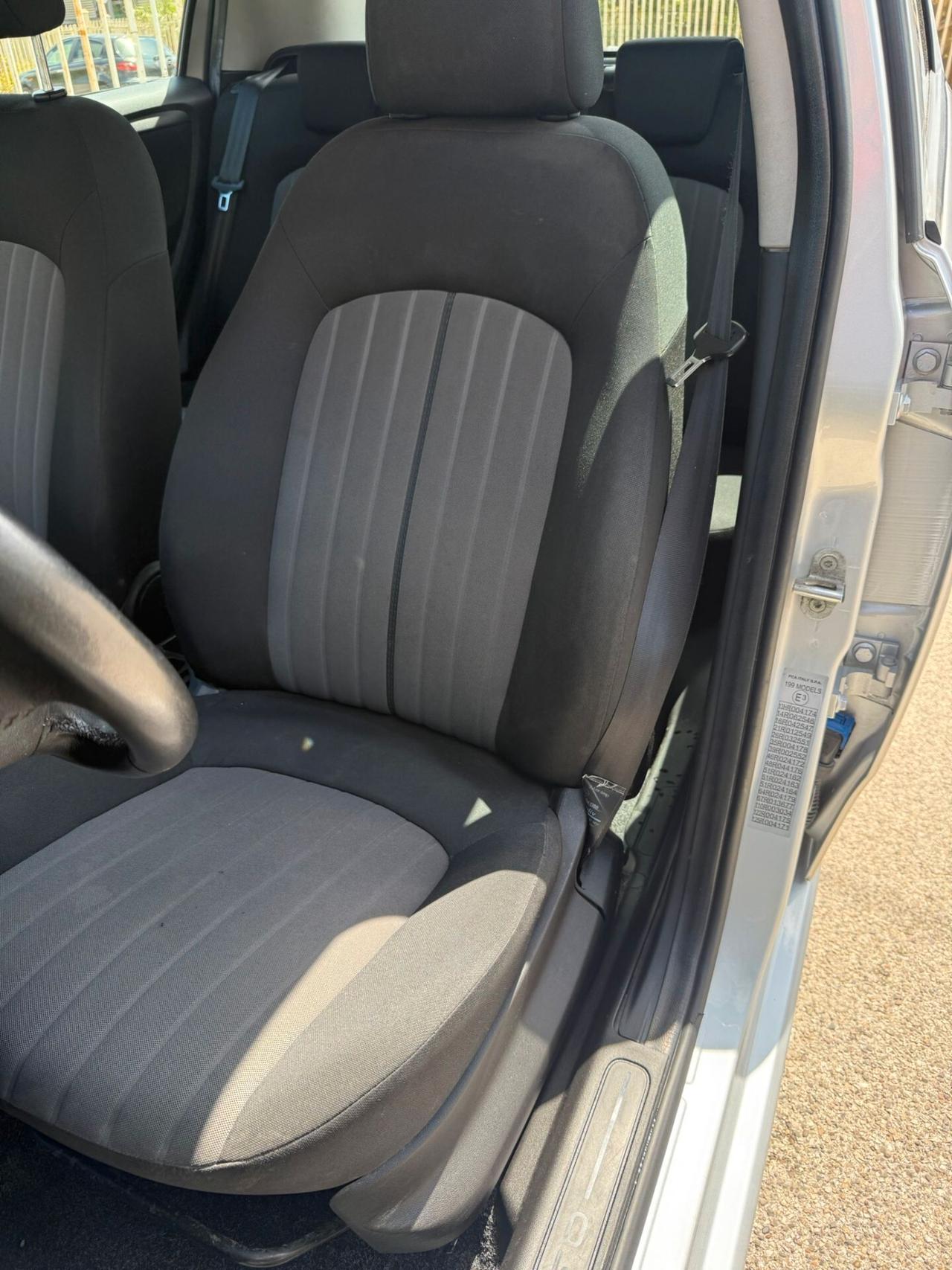 Fiat Punto 1.3 MJT II S&S 95 CV 5 porte Street