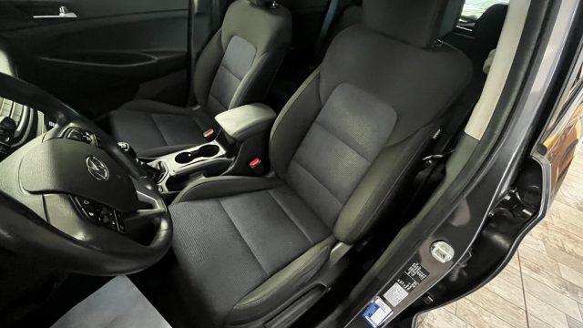 HYUNDAI Tucson 1.7 CRDi Comfort- DOPPIO TRENO DI GOMME