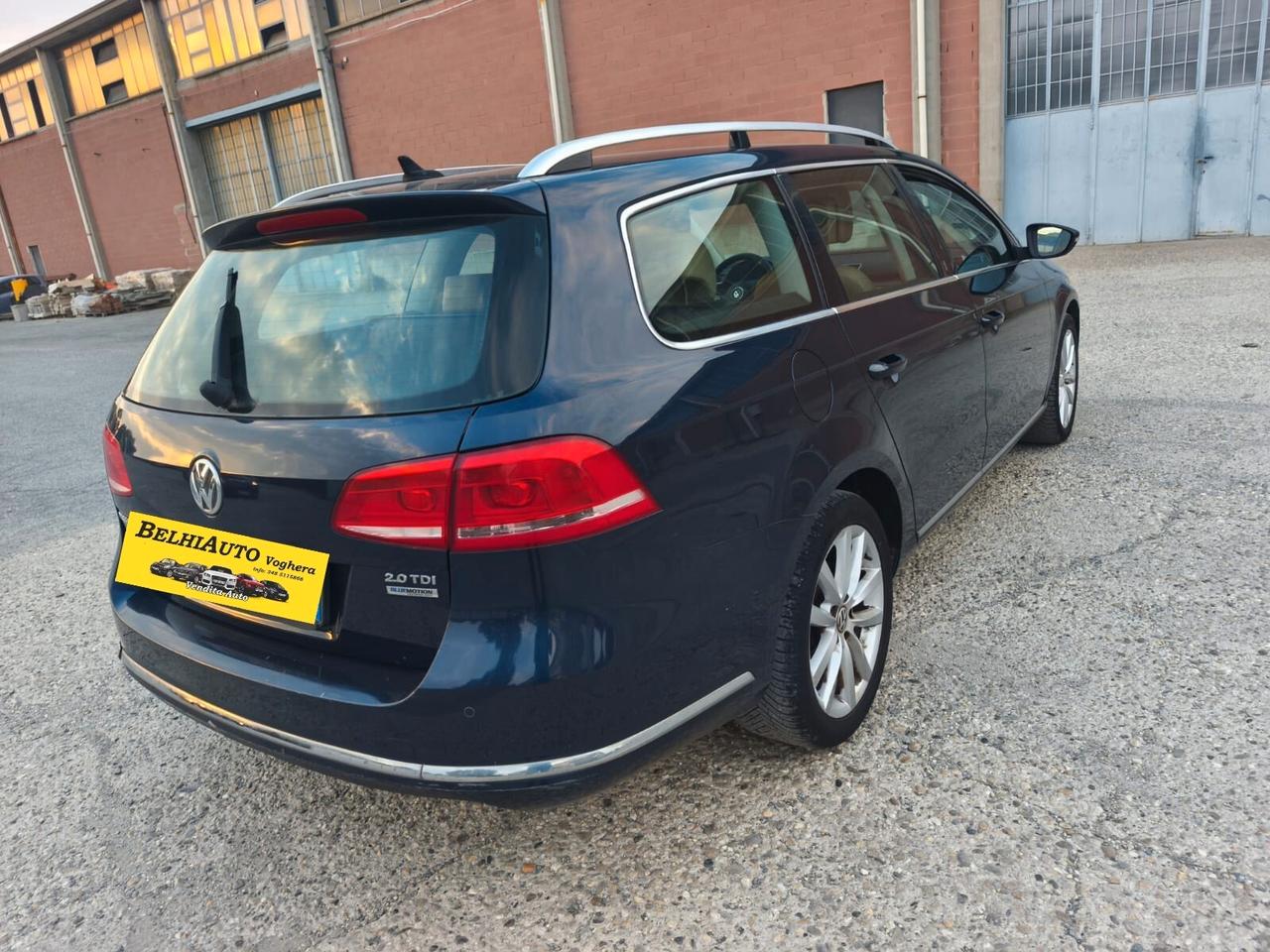 Volkswagen Passat 2011---2.0 Diesel