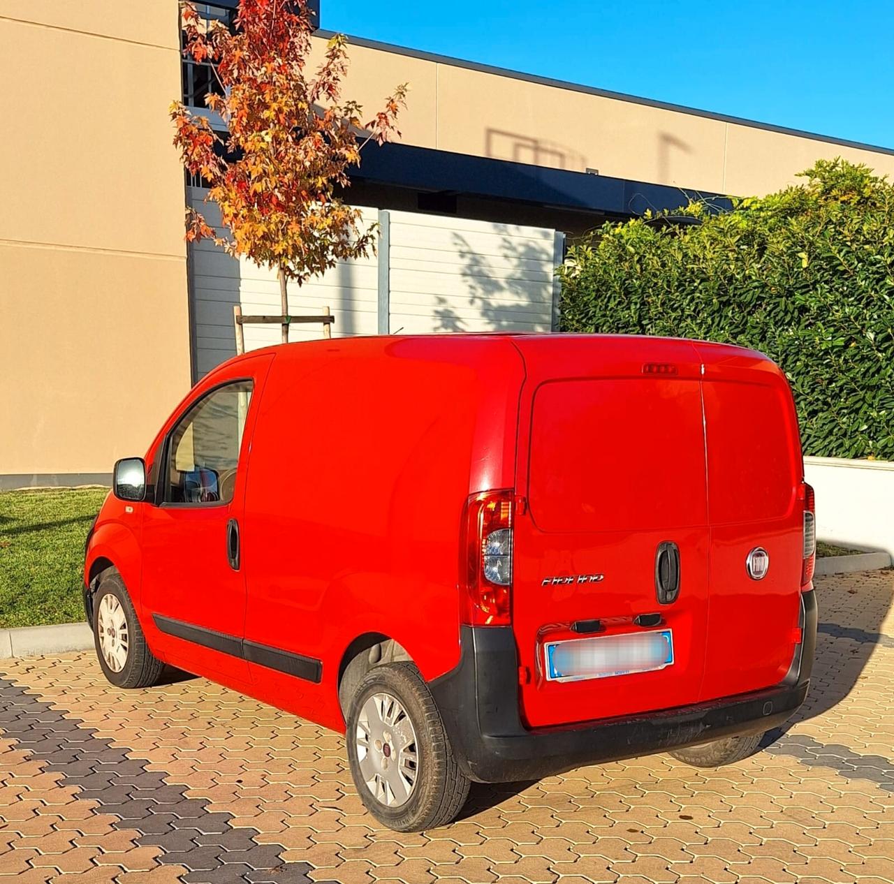 Fiat Fiorino 1.3 diesel MJT - 75CV - Tagliandato - PERFETTO