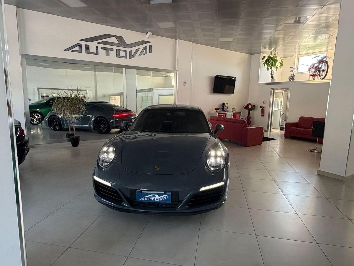 PORSCHE - 911 CoupÃ¨ - 911 3.0 Carrera 4 CoupÃ©