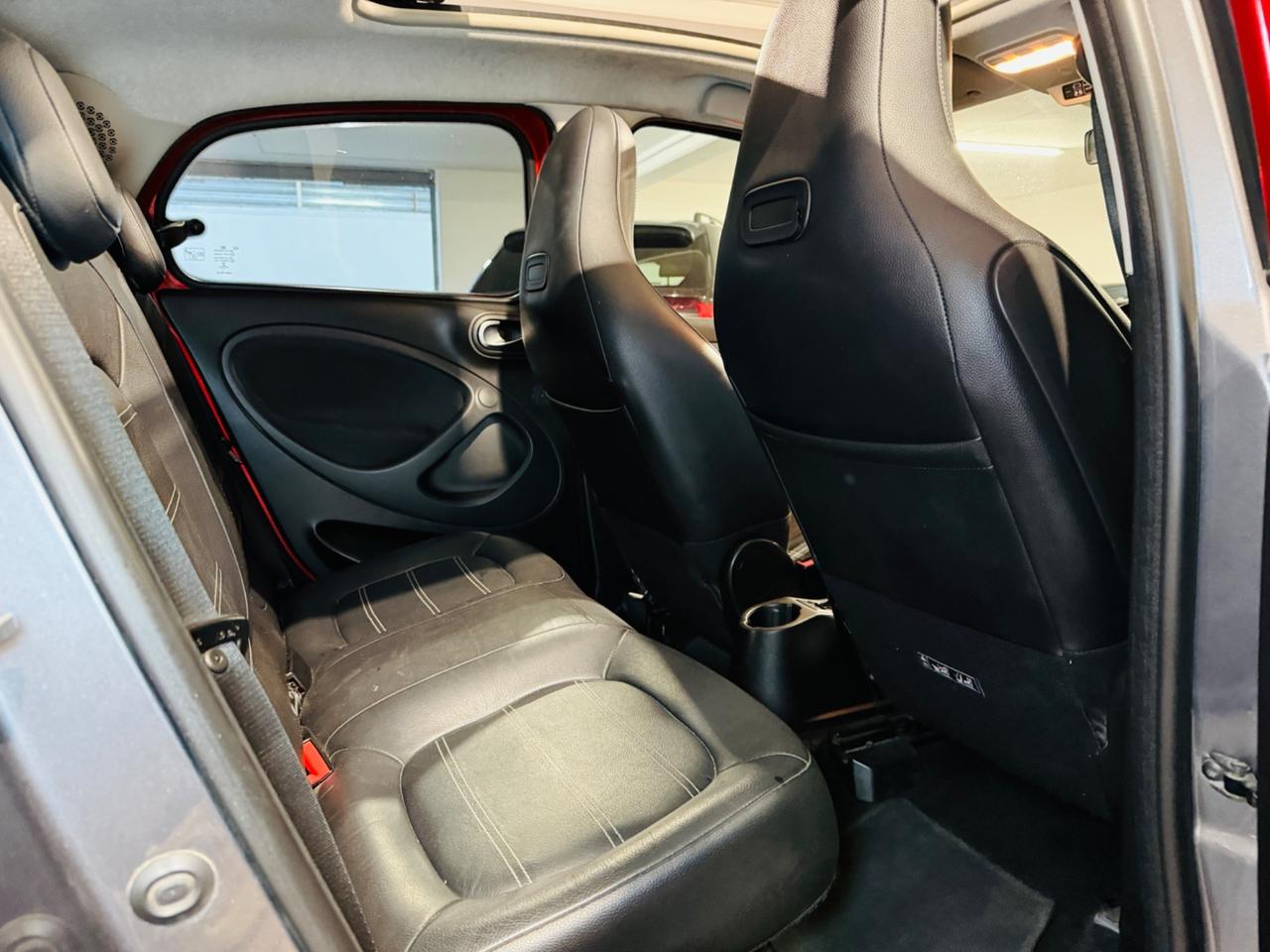 Smart FOURFOUR ALL.BRABUS*CABRIO*NEOPATENTATI*FULL*