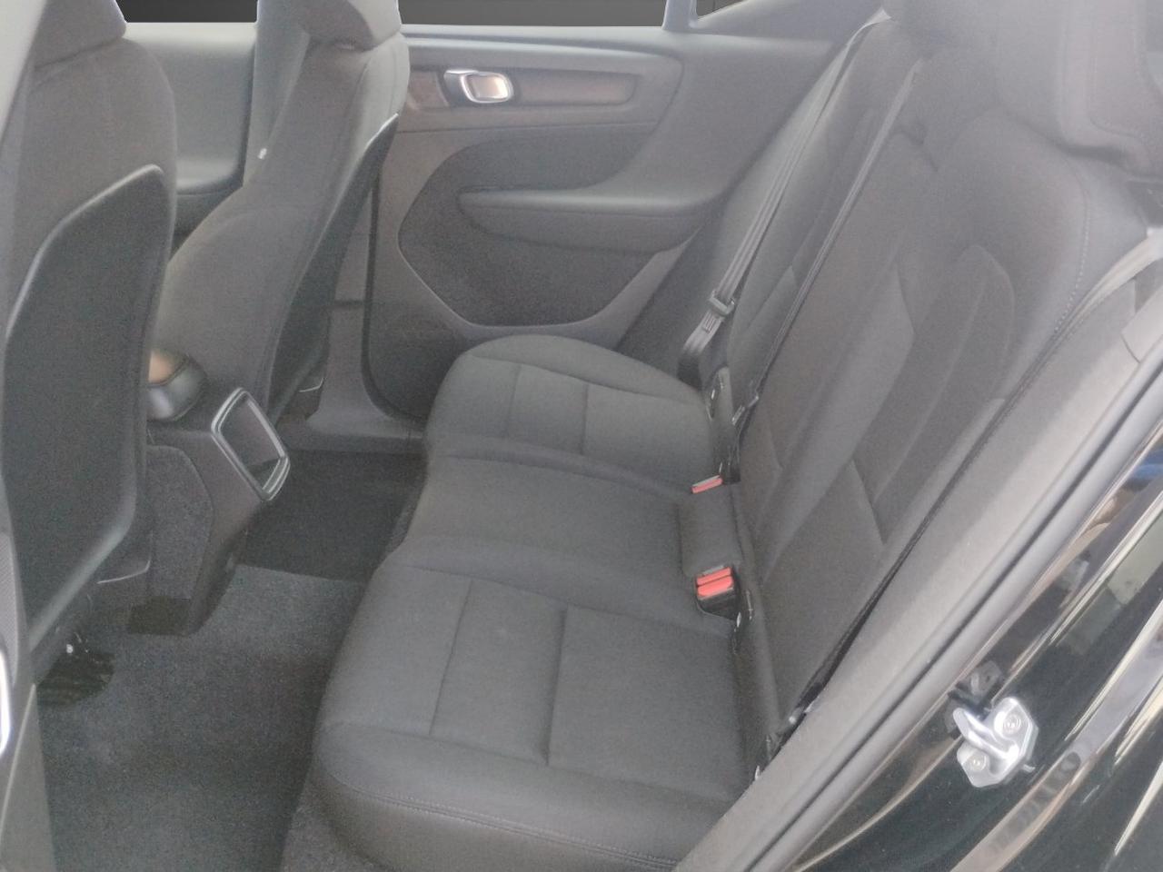 Volvo XC40 2.0 d3 Momentum auto .PREZZO REALE